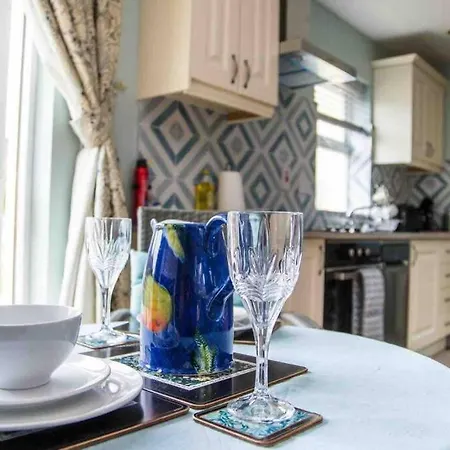 Apartment Kingfisher Riverside Retreat *